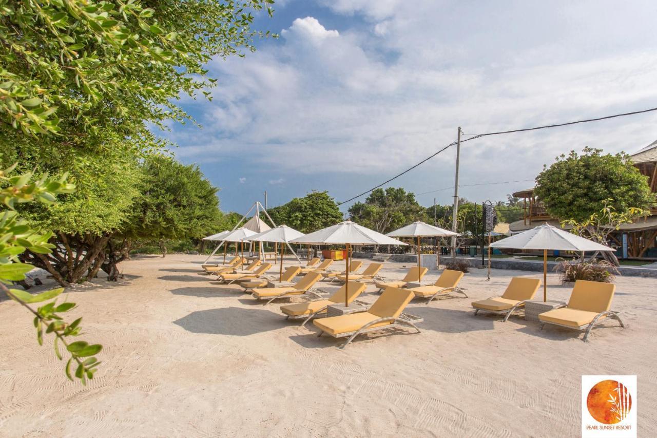 Pearl Sunset Resort Quần đảo Gili Ngoại thất bức ảnh